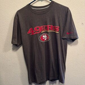 NFL San Francisco 49ers medium grey t-shirt
